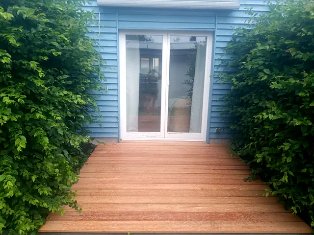 Fertig: die neue Terrasse – Holzterrasse erneuert
